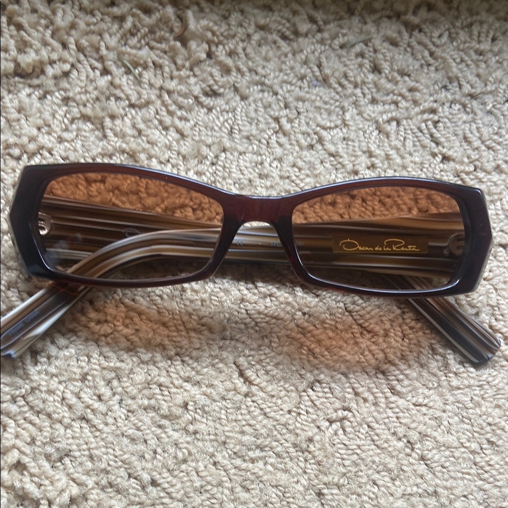 Oscar de la Renta Sunglasses